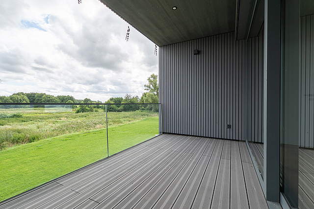 Ferienhaus kaufen Rügen Balkon