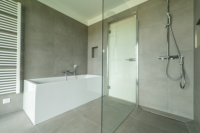 Ferienhaus kaufen Rügen Badezimmer