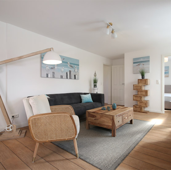 Buy North Sea holiday flat Living room 2