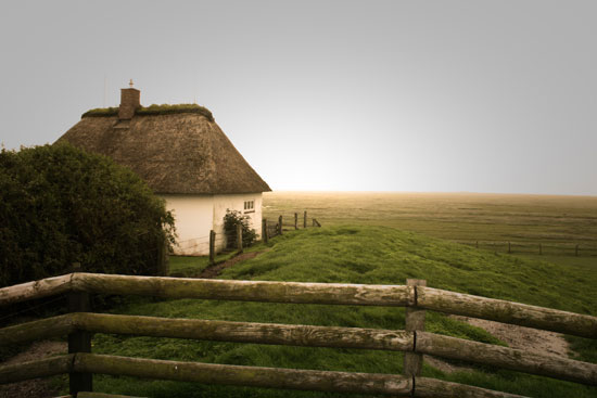 Buy a holiday property in Dorum-Neufeld