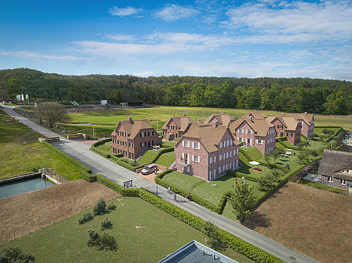 Reetdachvillen am Schloss Ansicht von der Straße